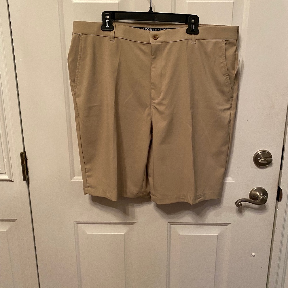 Men's Izod Golf Shorts NWT